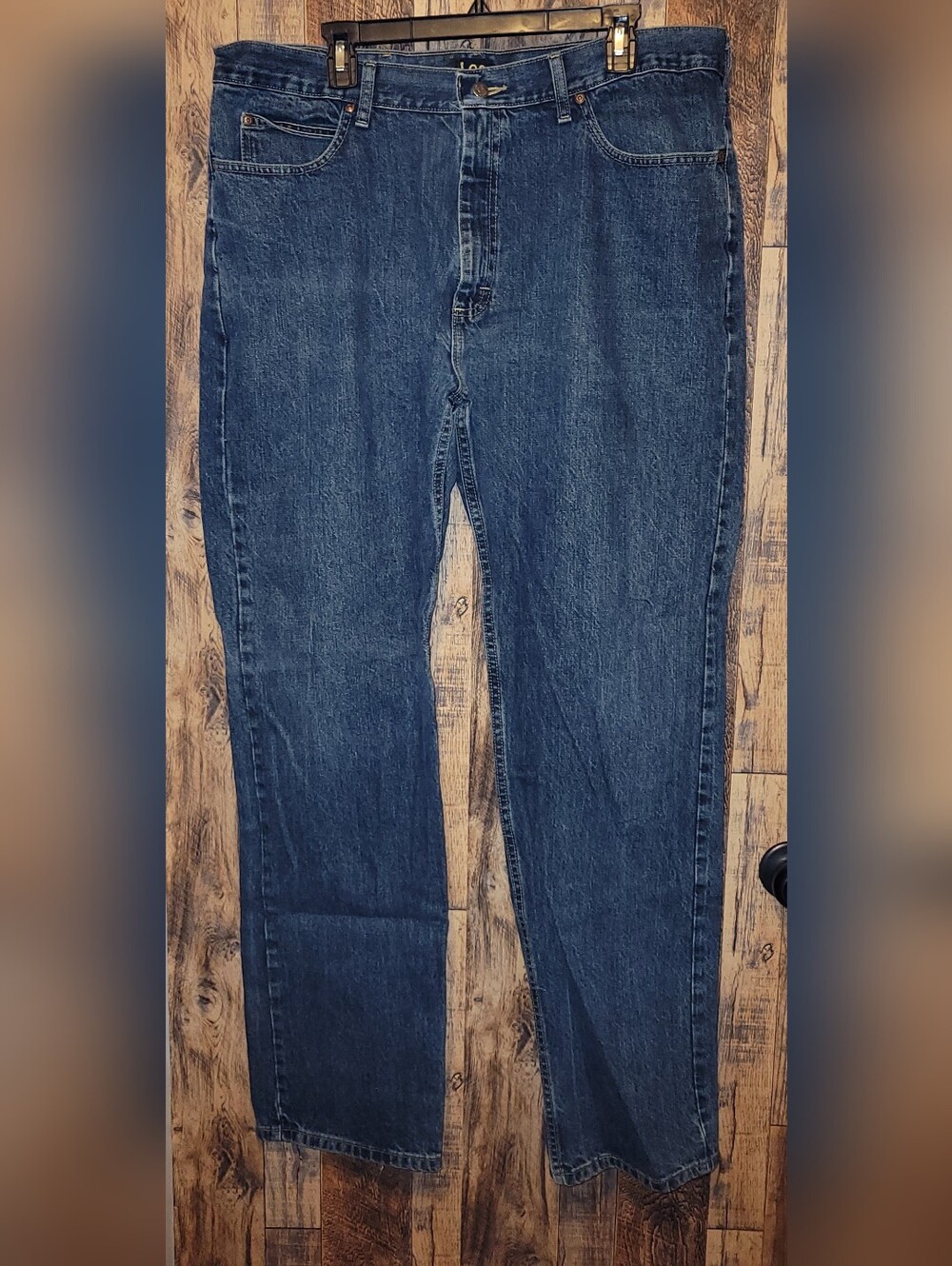 Lee Men's Relaxed Fit Dark Blue Jeans